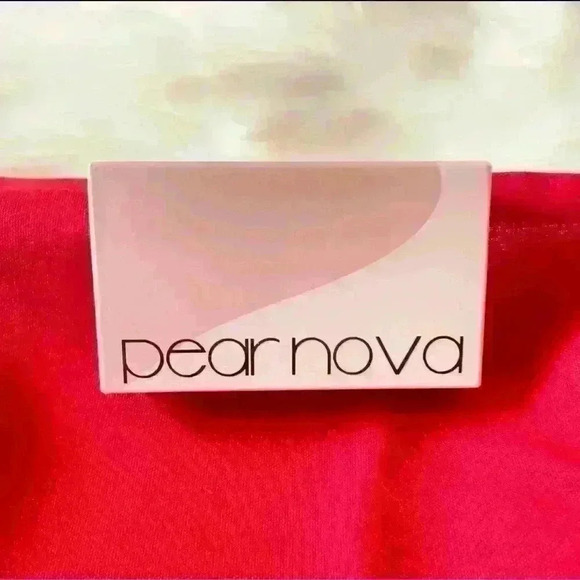 Pear Nova Tokyo Afterglow and Trip around the Sun - Picture 2 of 4